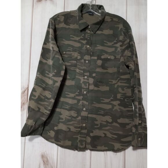 Social‎ Standards Shirt Ladies Medium Camouflage - Picture 1 of 7